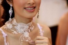 苏州人妖皇后(中国富豪娶人妖皇后)