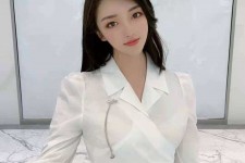 苏州乌鲁木齐伴游模特兼职的简单介绍