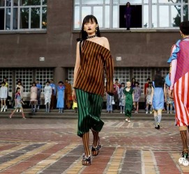苏州广西民族大学兼职模特李琳(2022年即将升为公办的大学)