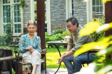 苏州坦言带老伴游遍中国(我和老伴去旅游)