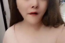 苏州美院系花兼职死商务模特(美院系花兼职商务模特第2部一边看球一边玩)