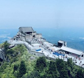 苏州湖南旅游攻略(武汉到湖南旅游攻略)