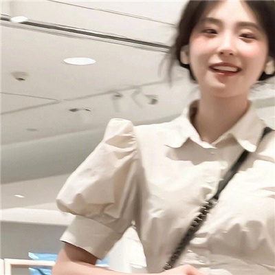 苏州高端纯出女孩雇用(高端名媛定造)奢华游艇豪侈生活月入50W
