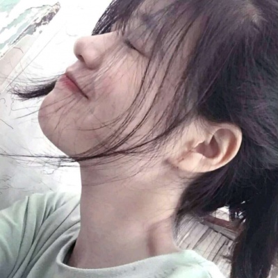 苏州伴游女生烟雨蒙蒙的资料