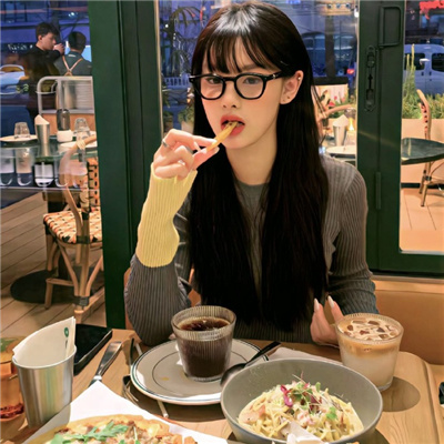 苏州伴游女生娄婷的资料