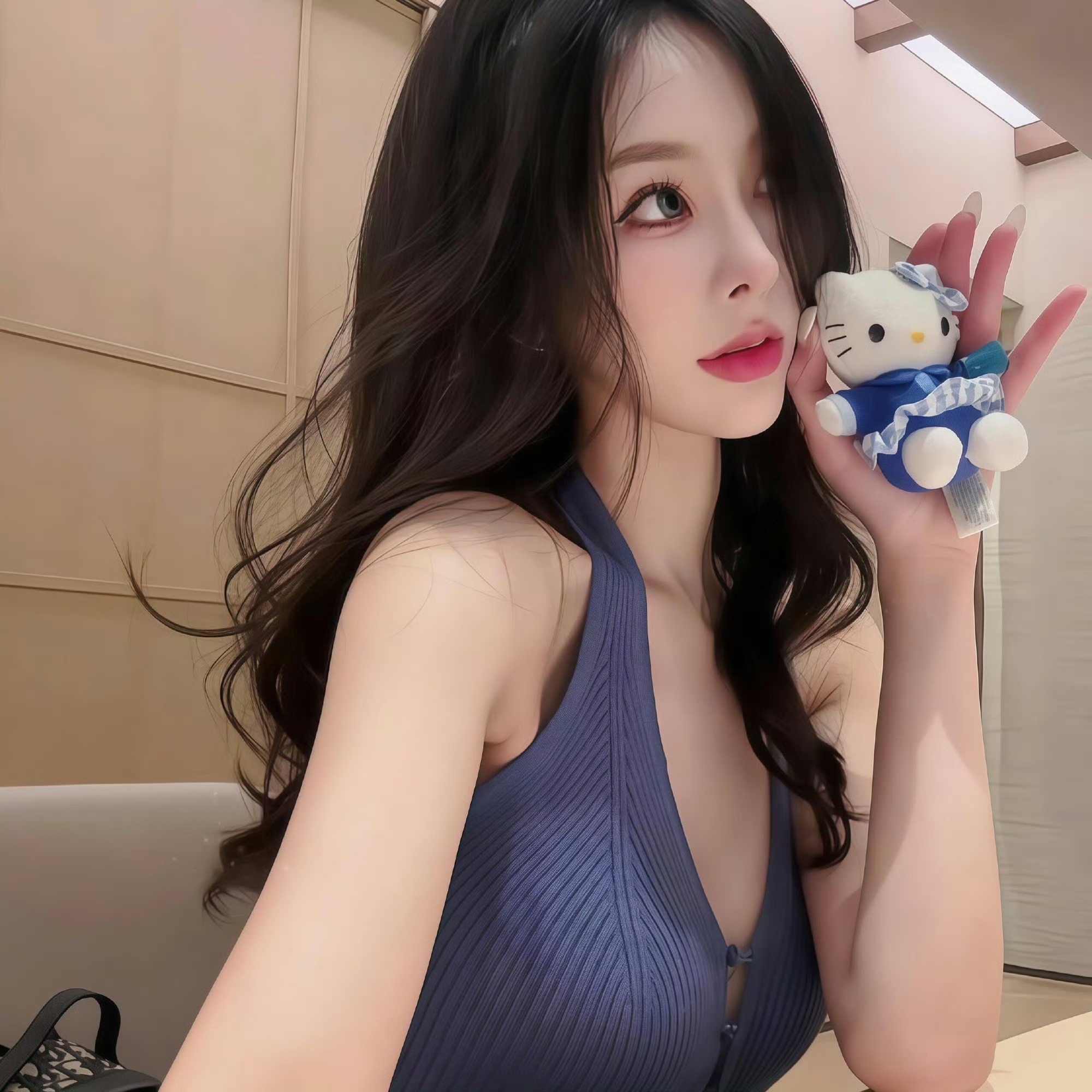 苏州伴游女生鹿小婷的资料